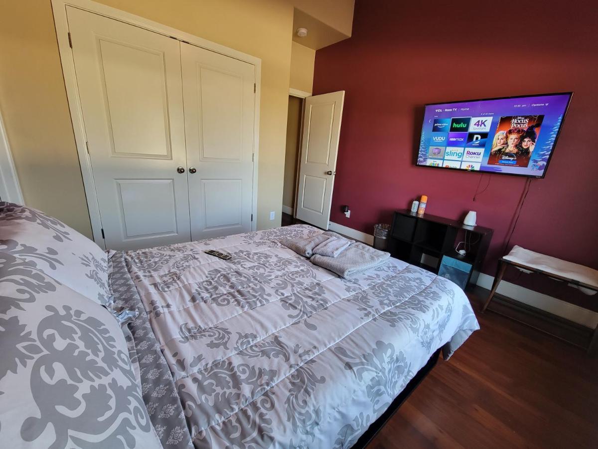 Modern, Private, Smart 4 Bedroom Condo In Desirable Location In Mcallen With Pool! المظهر الخارجي الصورة