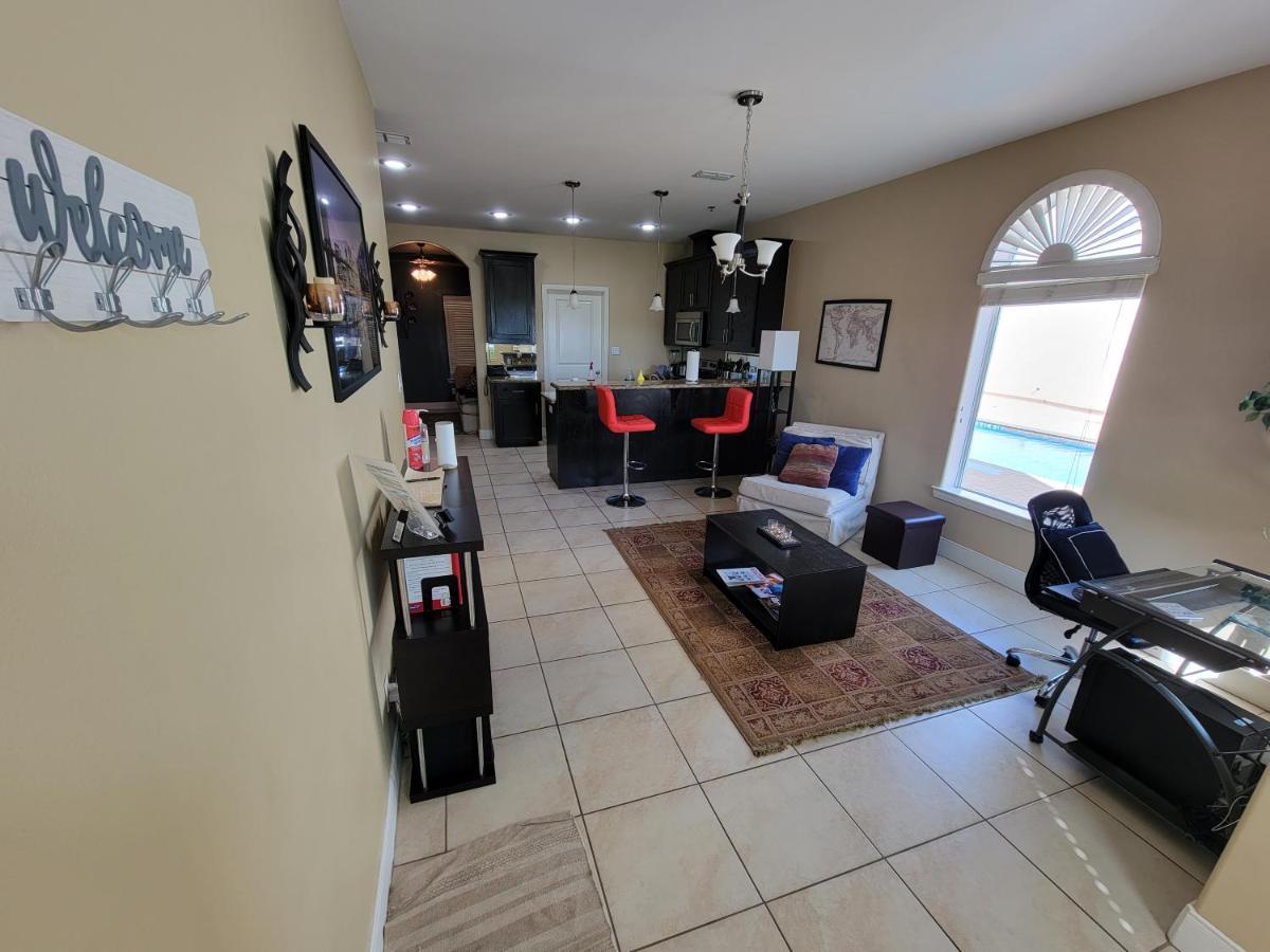 Modern, Private, Smart 4 Bedroom Condo In Desirable Location In Mcallen With Pool! المظهر الخارجي الصورة