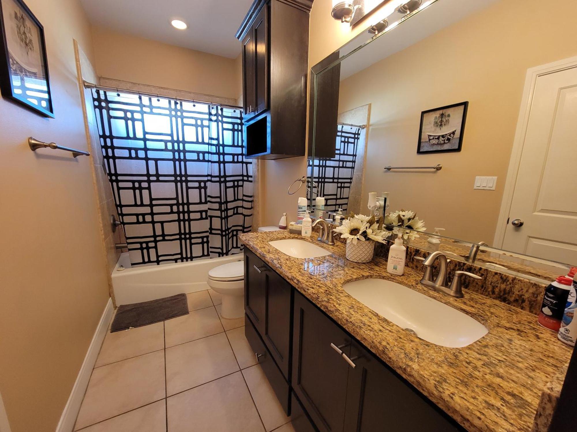 Modern, Private, Smart 4 Bedroom Condo In Desirable Location In Mcallen With Pool! المظهر الخارجي الصورة